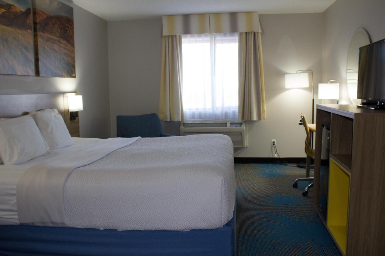 Days Inn By Wyndham Colby Exterior foto